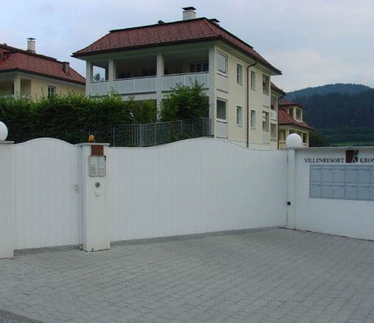 Drehgatter Hofeinfahrtstor