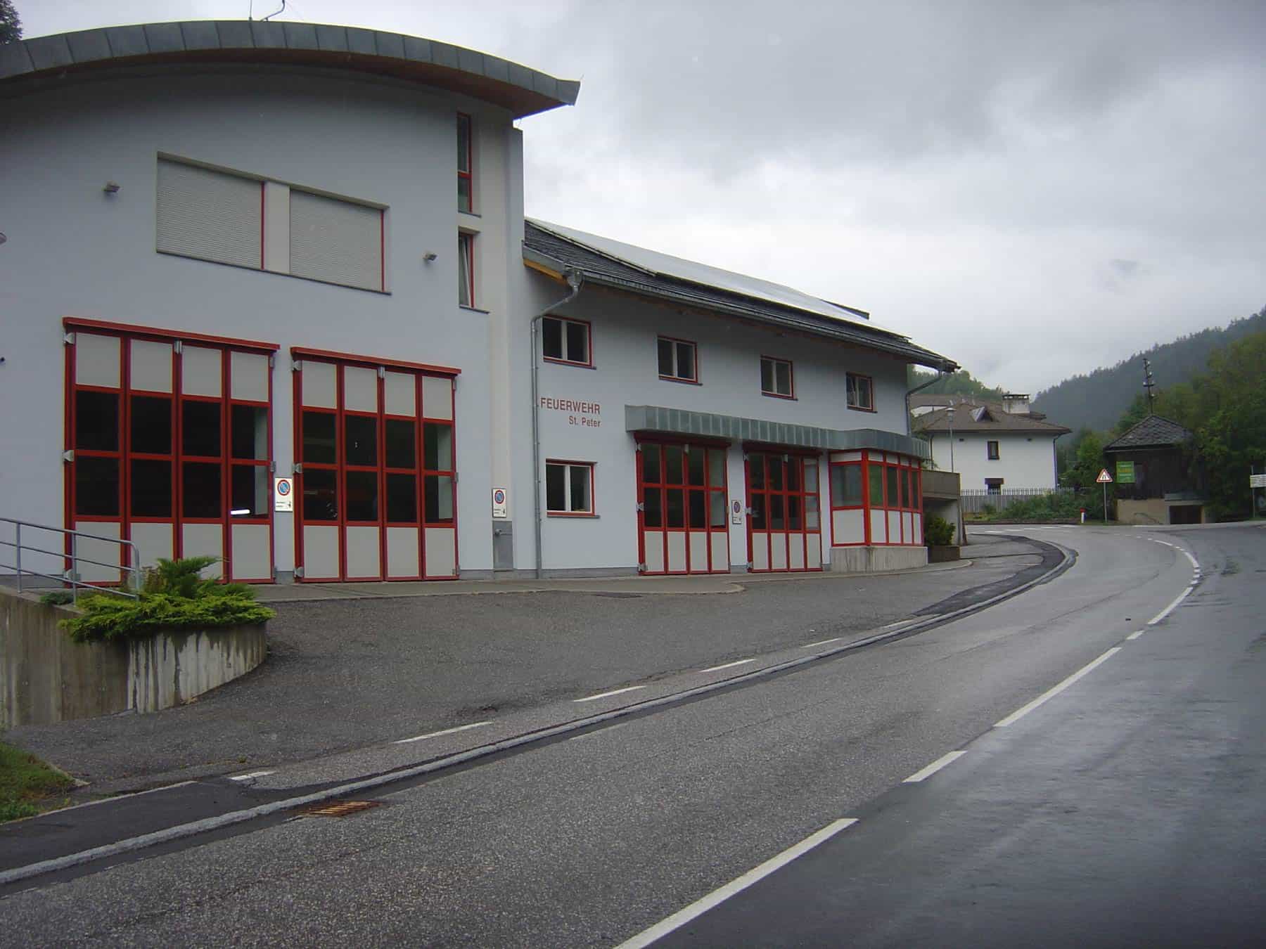 Falttore für Feuerwehr Südtirol